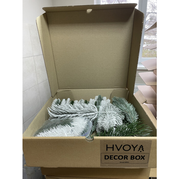 Набор хвойных литых веточек Decor Box (84  элемента)