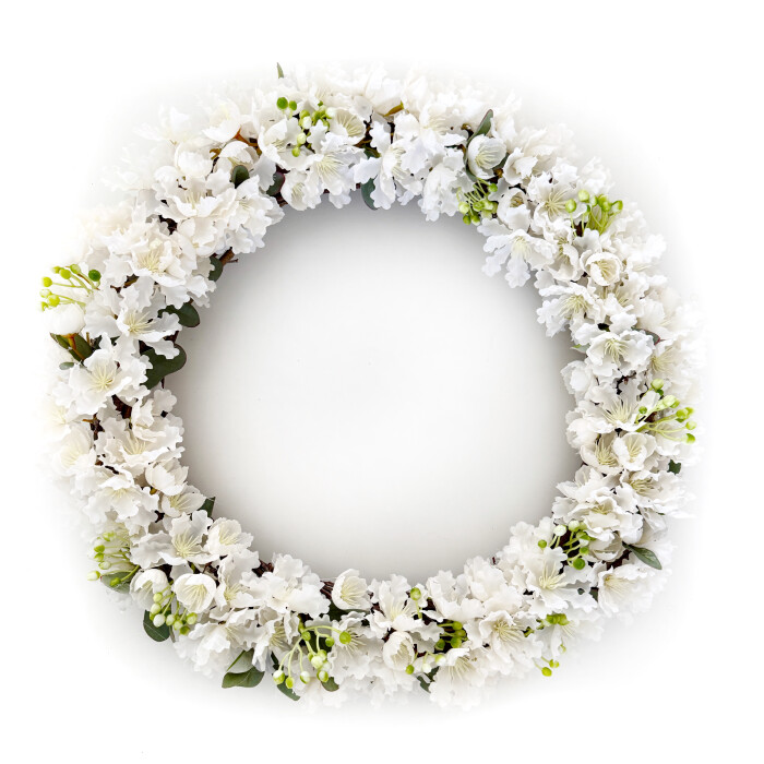 Spring wreath of myrtle
